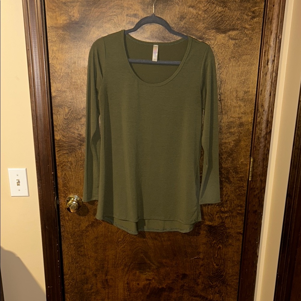 LuLaRoe Green Long Sleeve Shirt